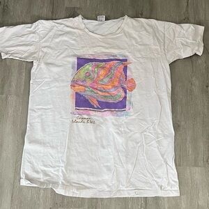 Vintage anvil tag  White Graphic T-Shirt with Colorful Fish Design cayman island